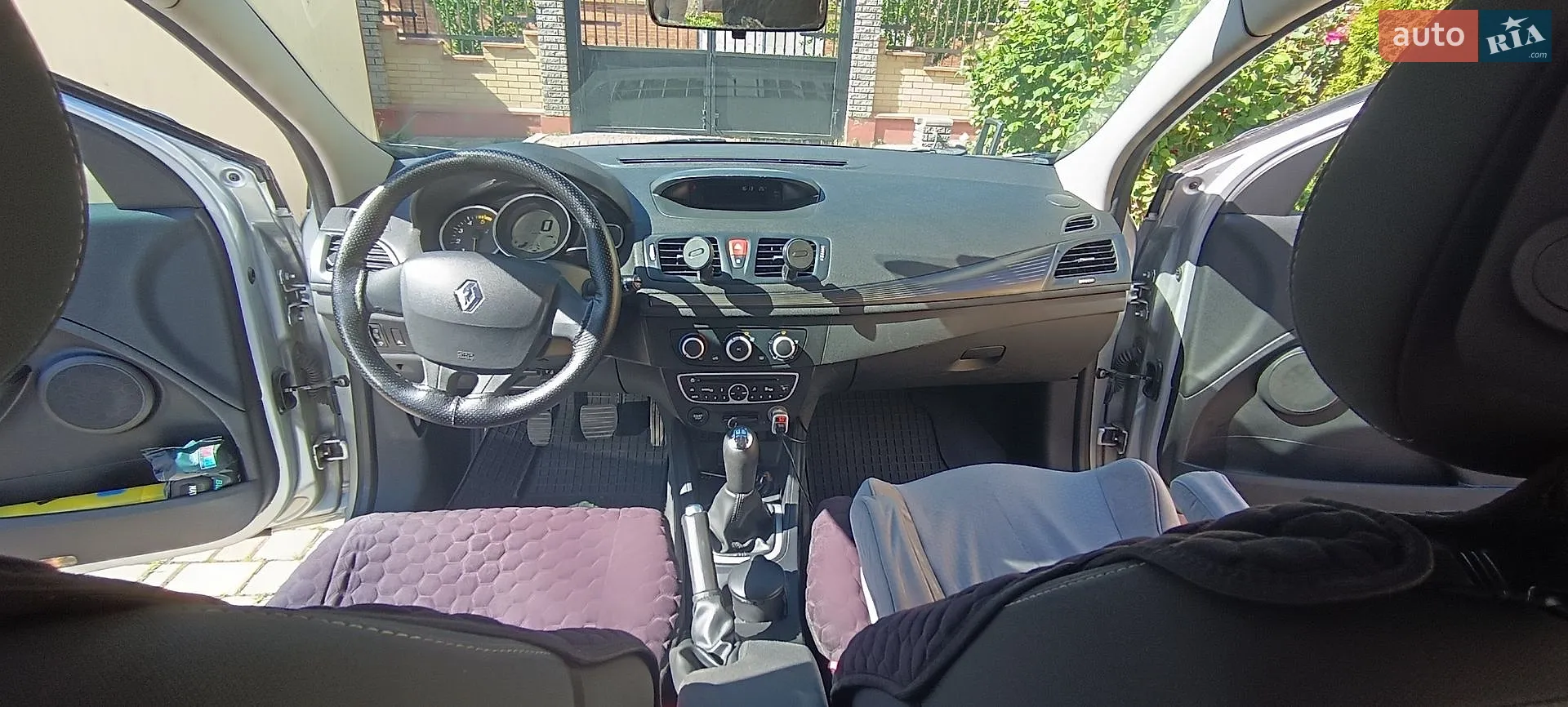 2010 Renault Megane - мініатюра 4