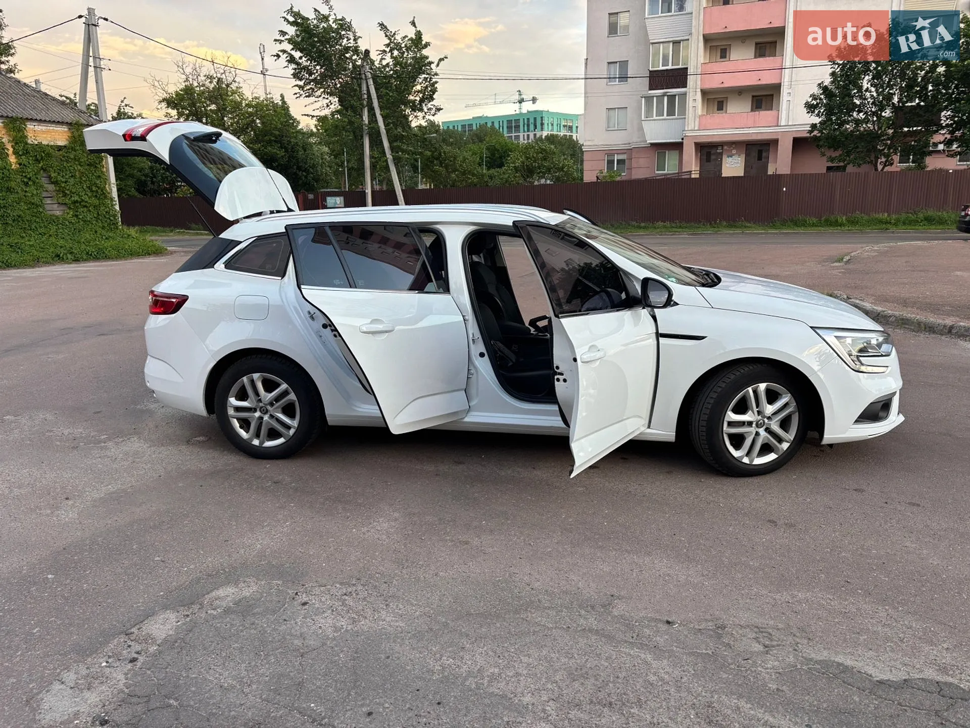 2017 Renault Megane - мініатюра 27