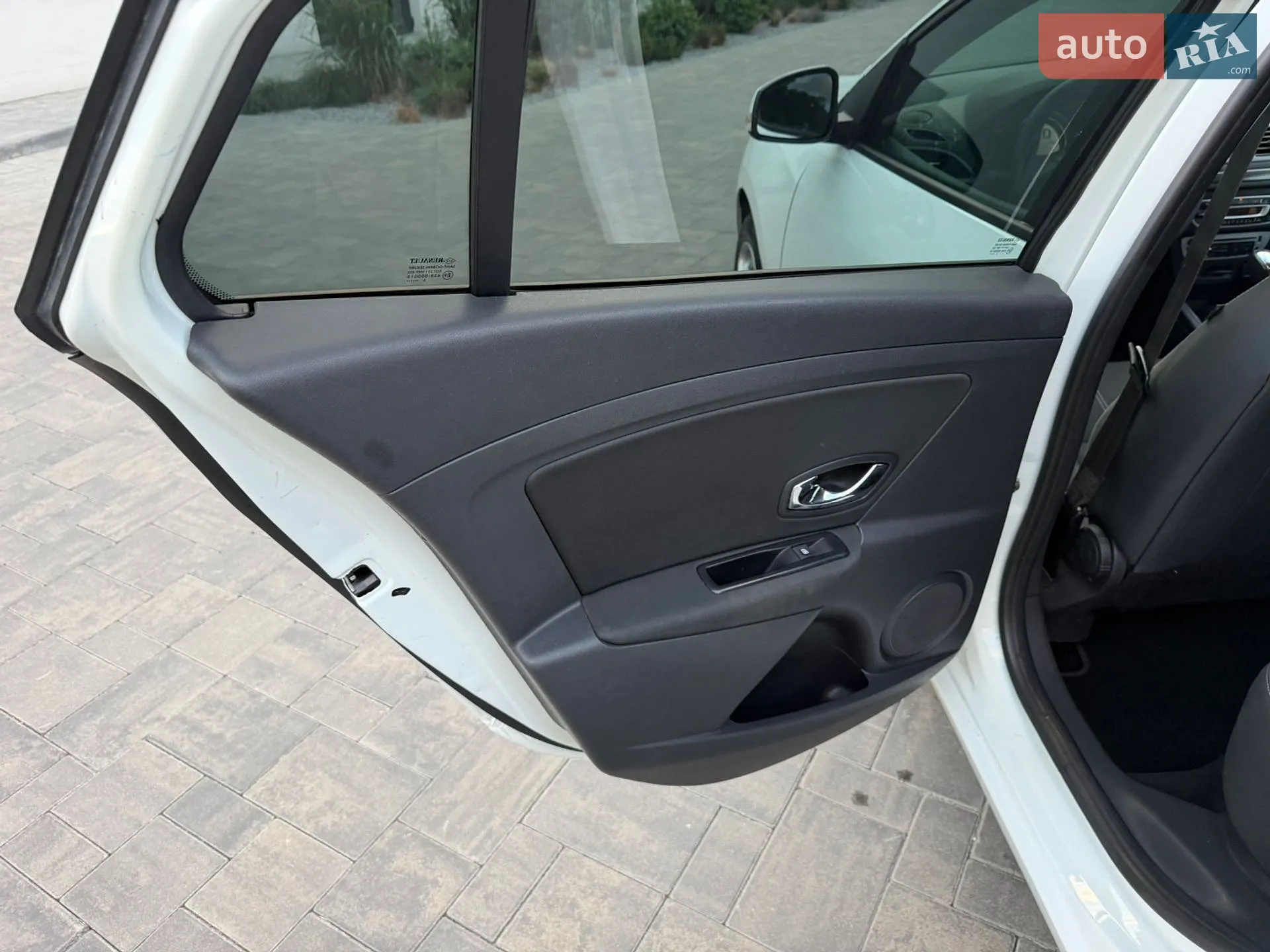 2013 Renault Megane - мініатюра 65