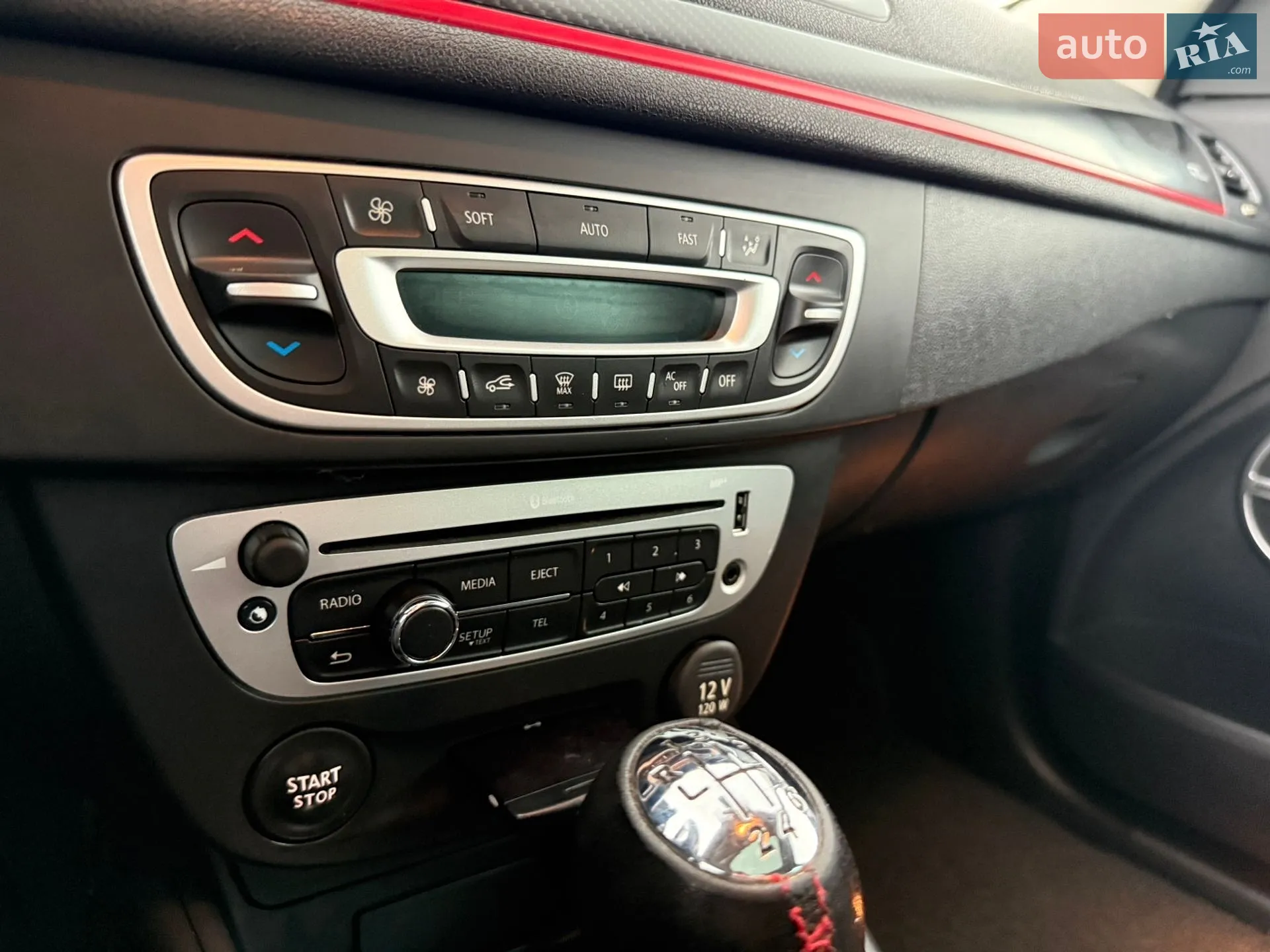 2013 Renault Megane - мініатюра 34
