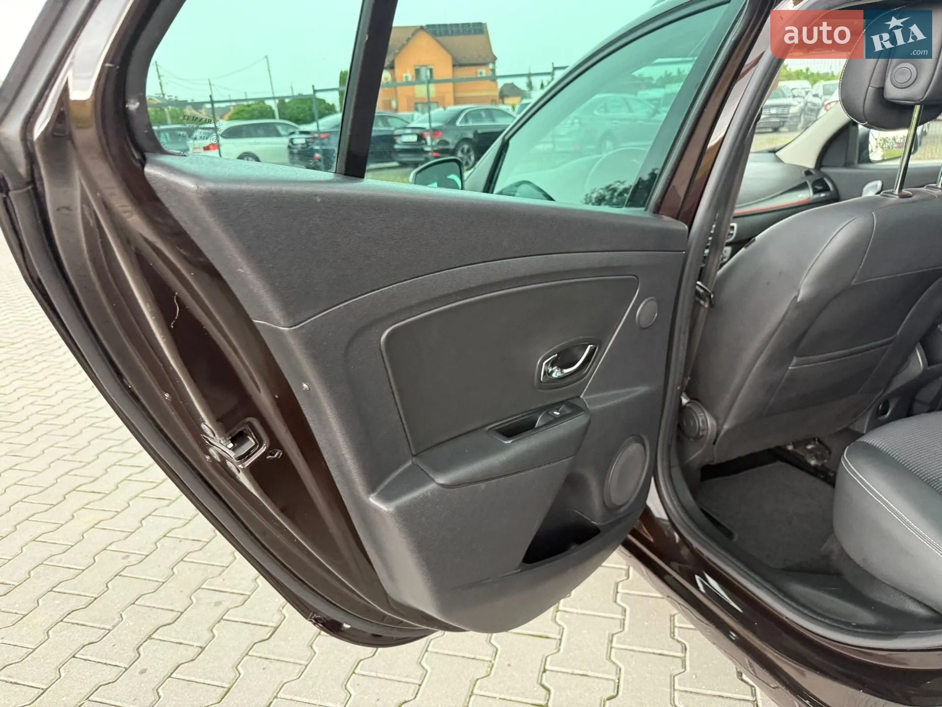 2013 Renault Megane - мініатюра 42