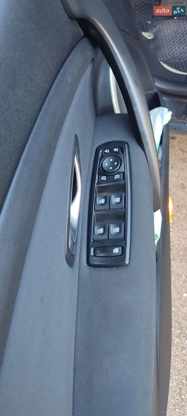 2010 Renault Megane - мініатюра 7