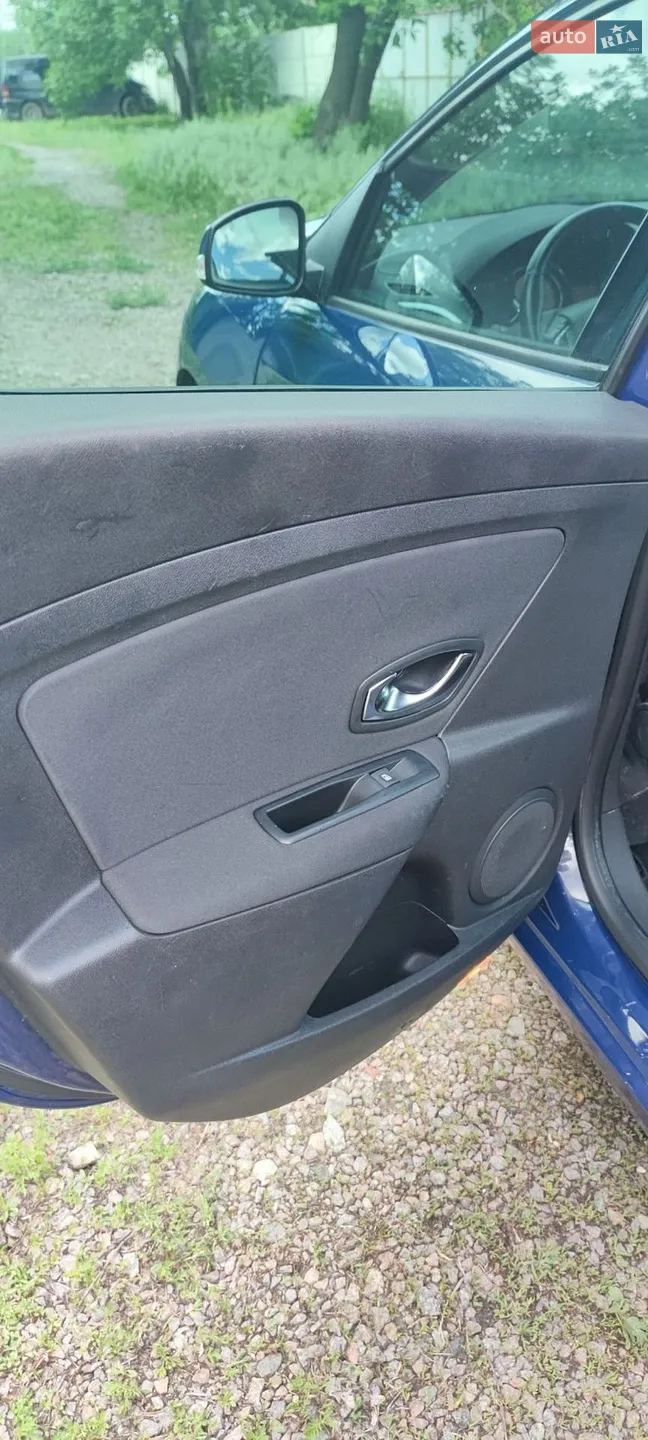 2011 Renault Megane - мініатюра 14
