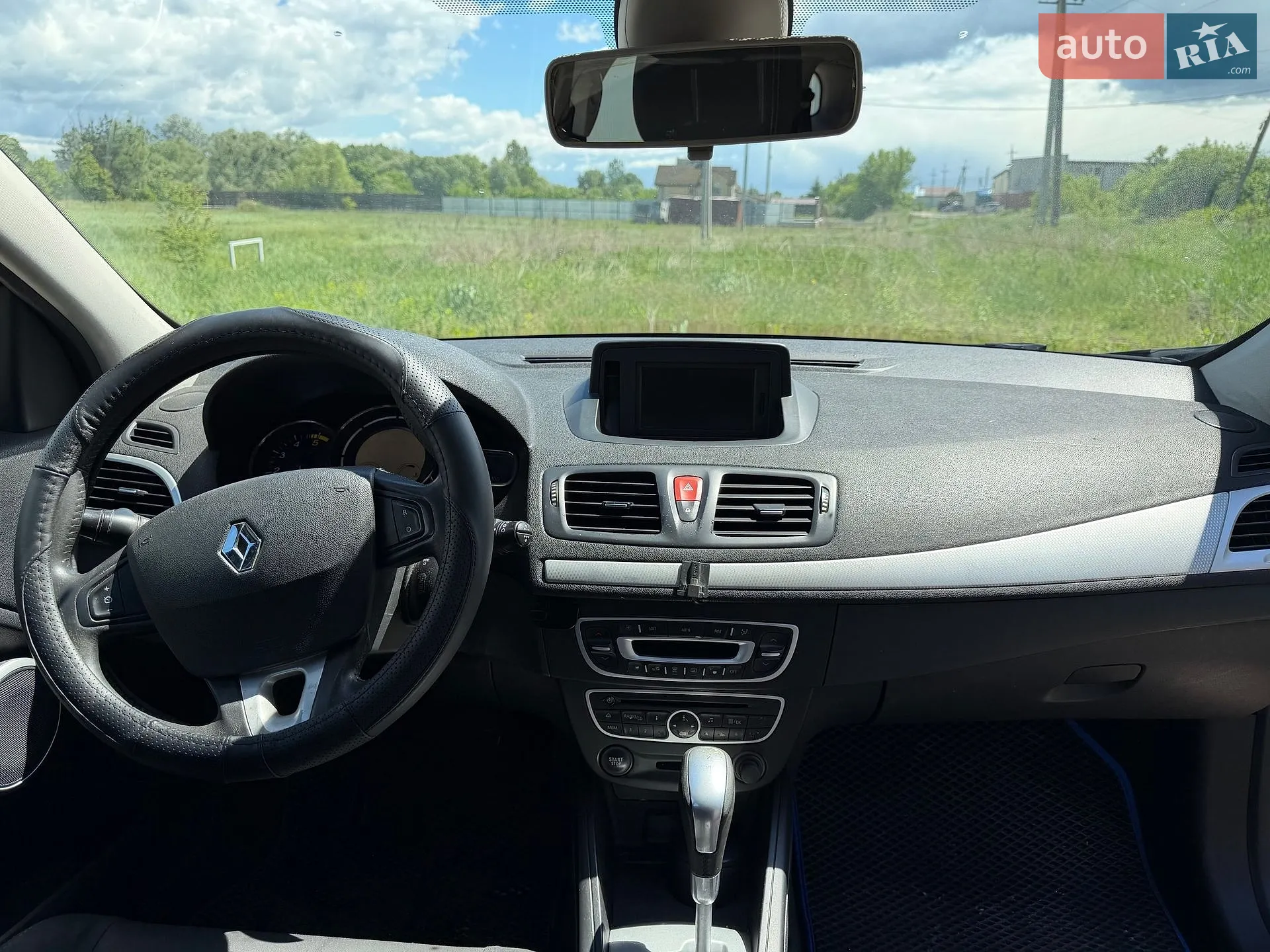 2010 Renault Megane - мініатюра 8