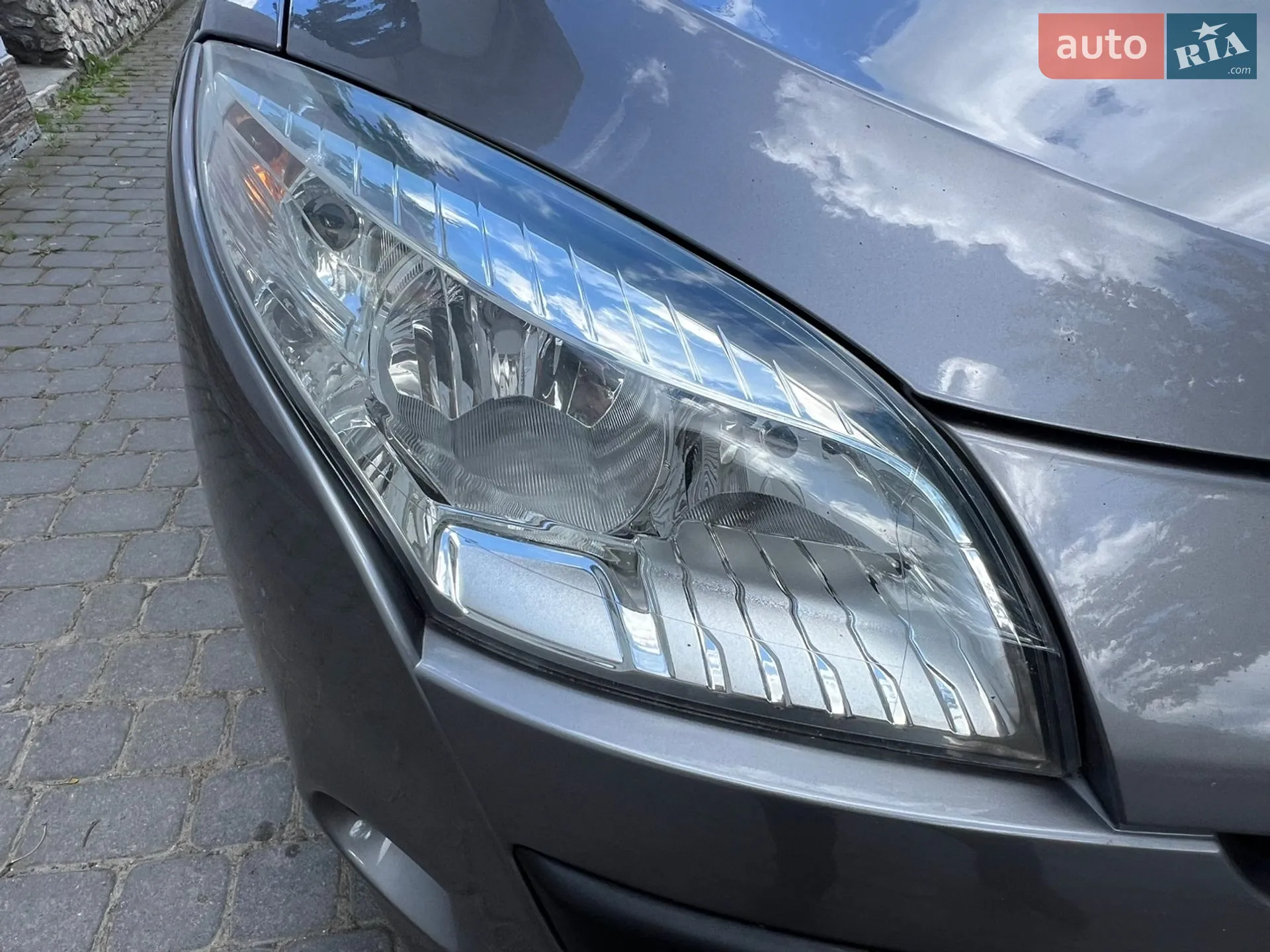 2010 Renault Megane - мініатюра 25