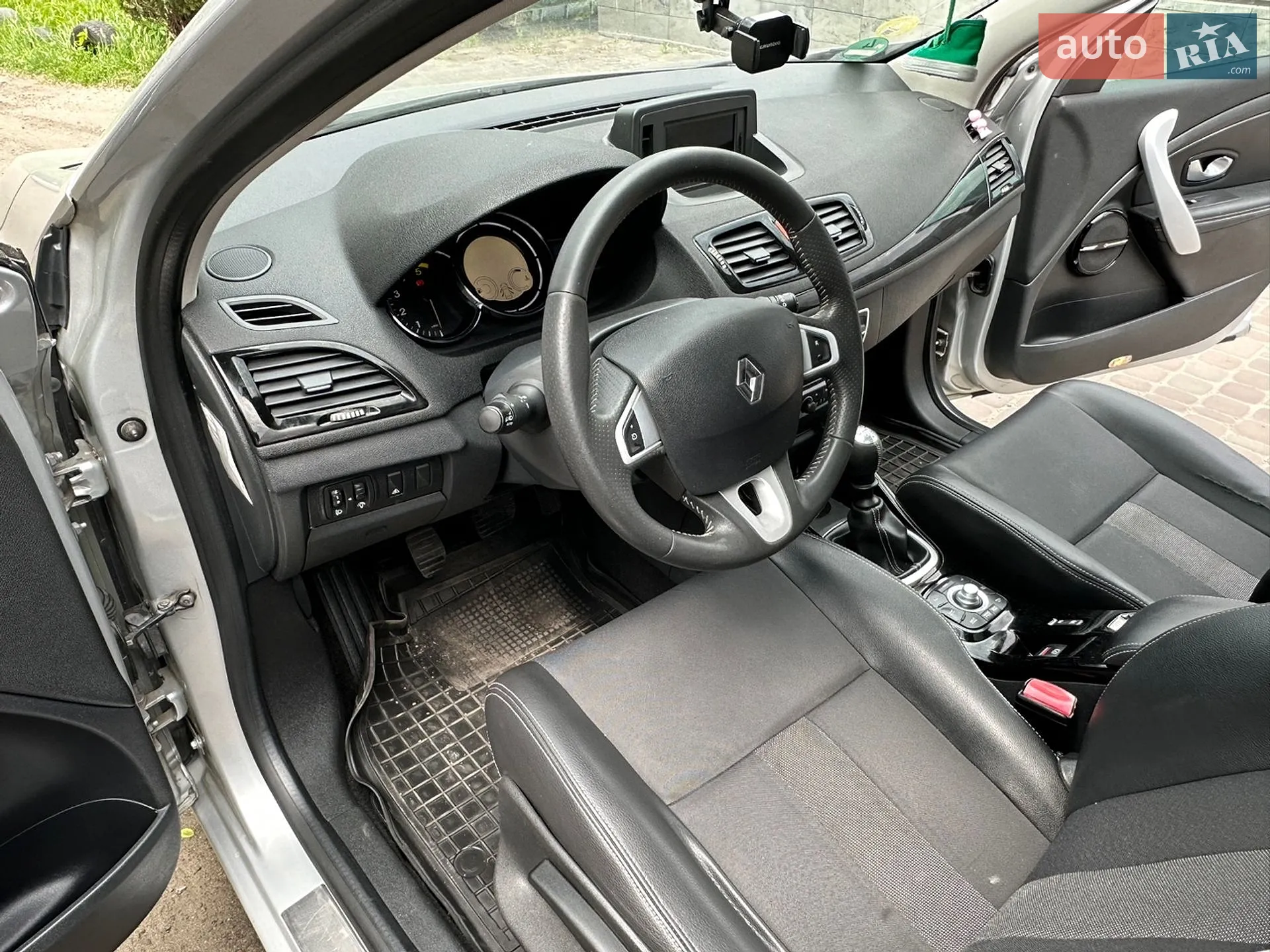 2011 Renault Megane - мініатюра 12