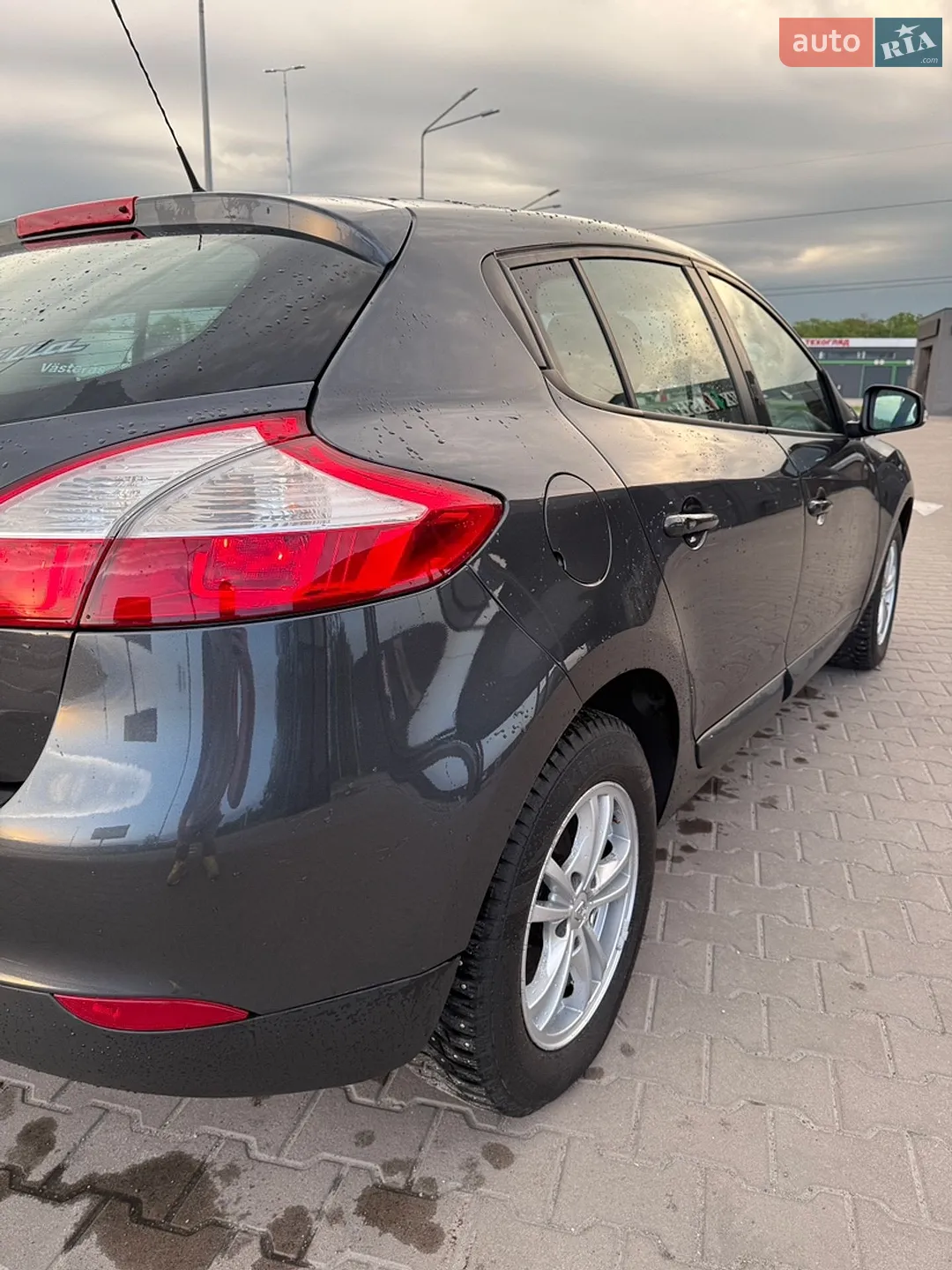 2010 Renault Megane - мініатюра 12