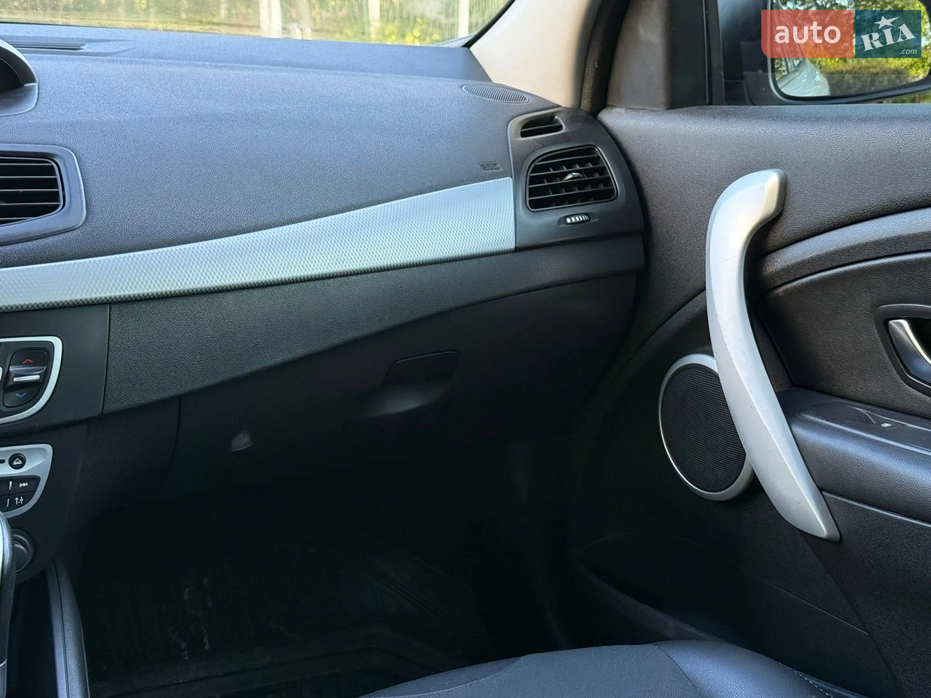 2011 Renault Megane - мініатюра 15