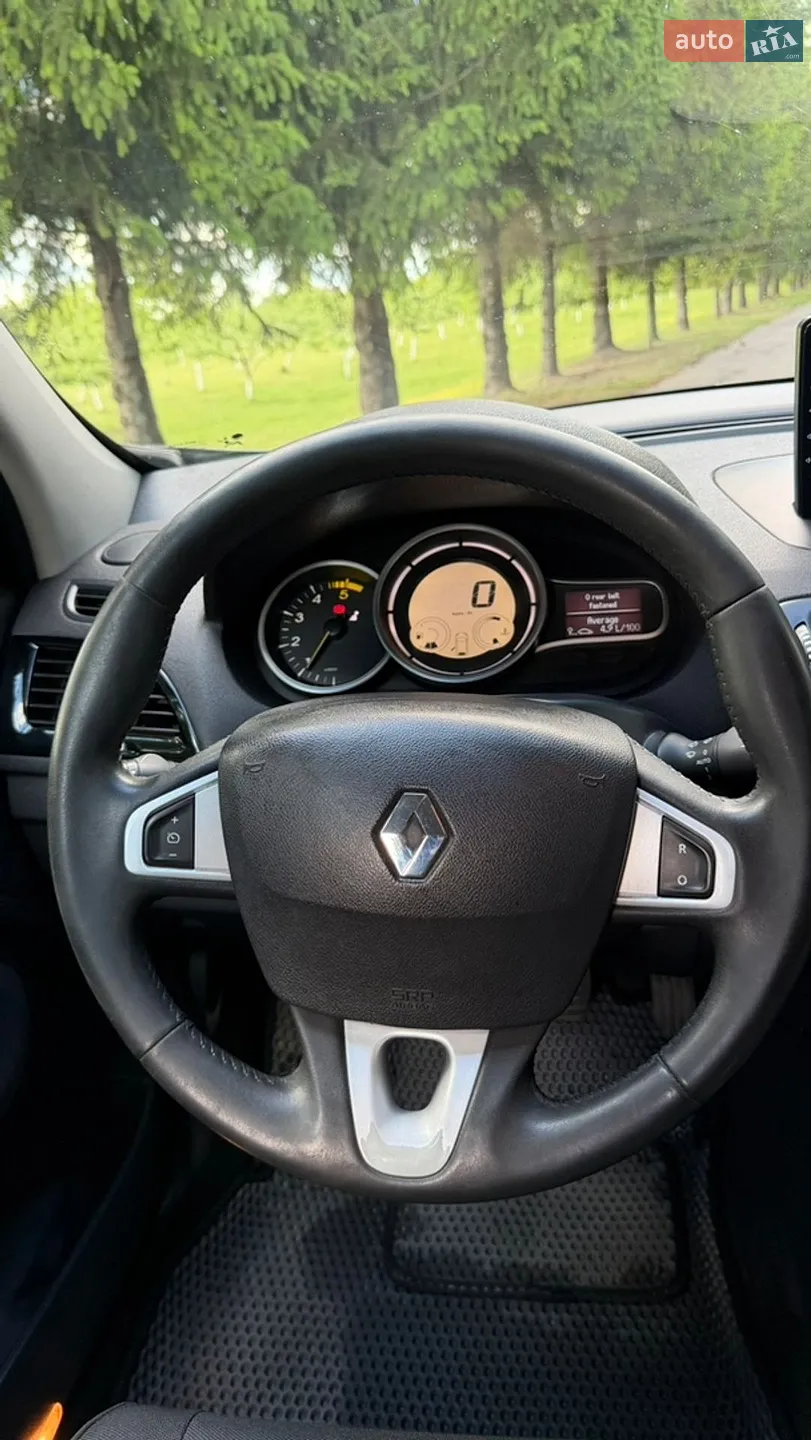 2011 Renault Megane - мініатюра 12