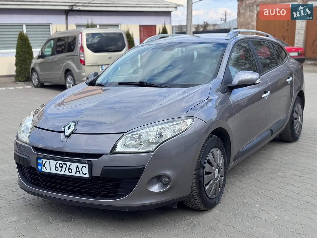 2010 Renault Megane - мініатюра 19