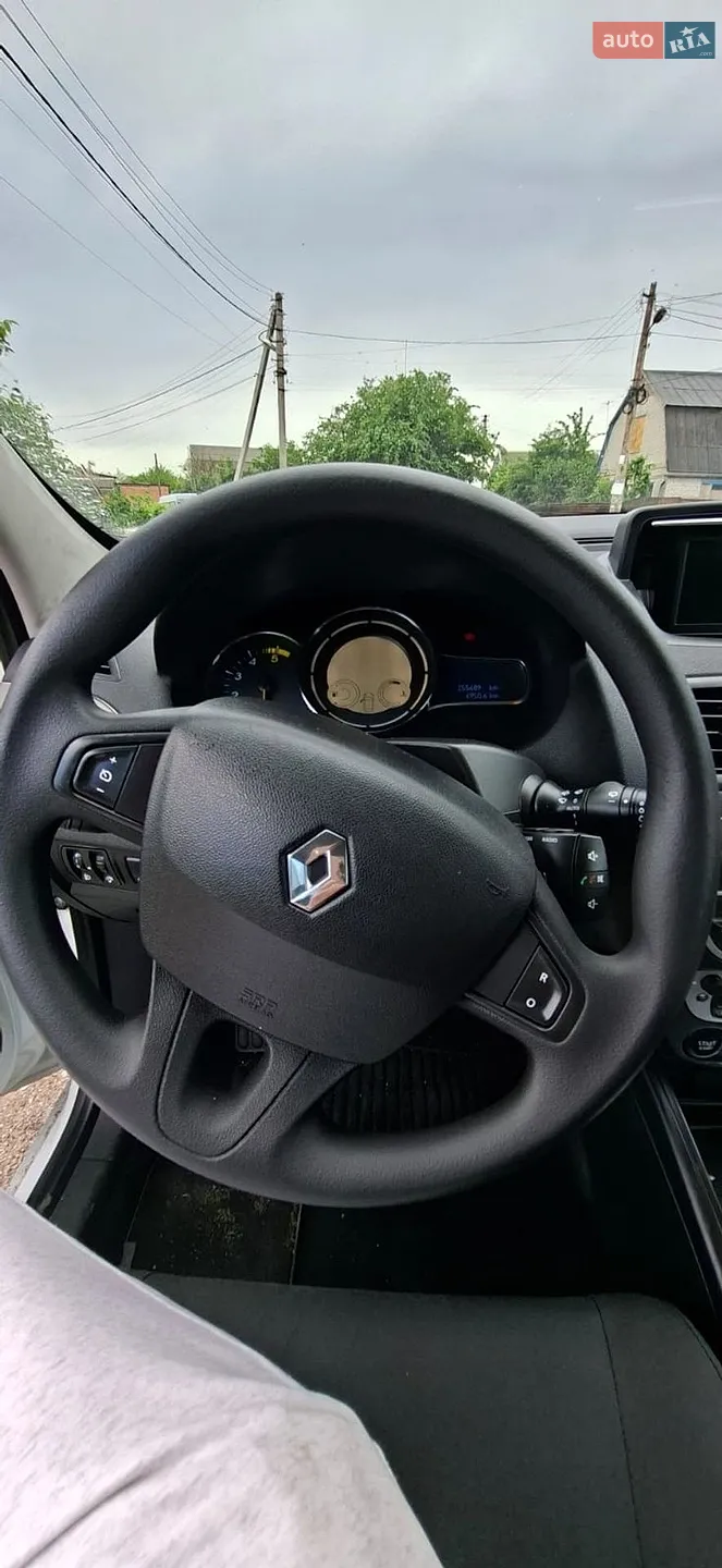 2013 Renault Megane - мініатюра 9