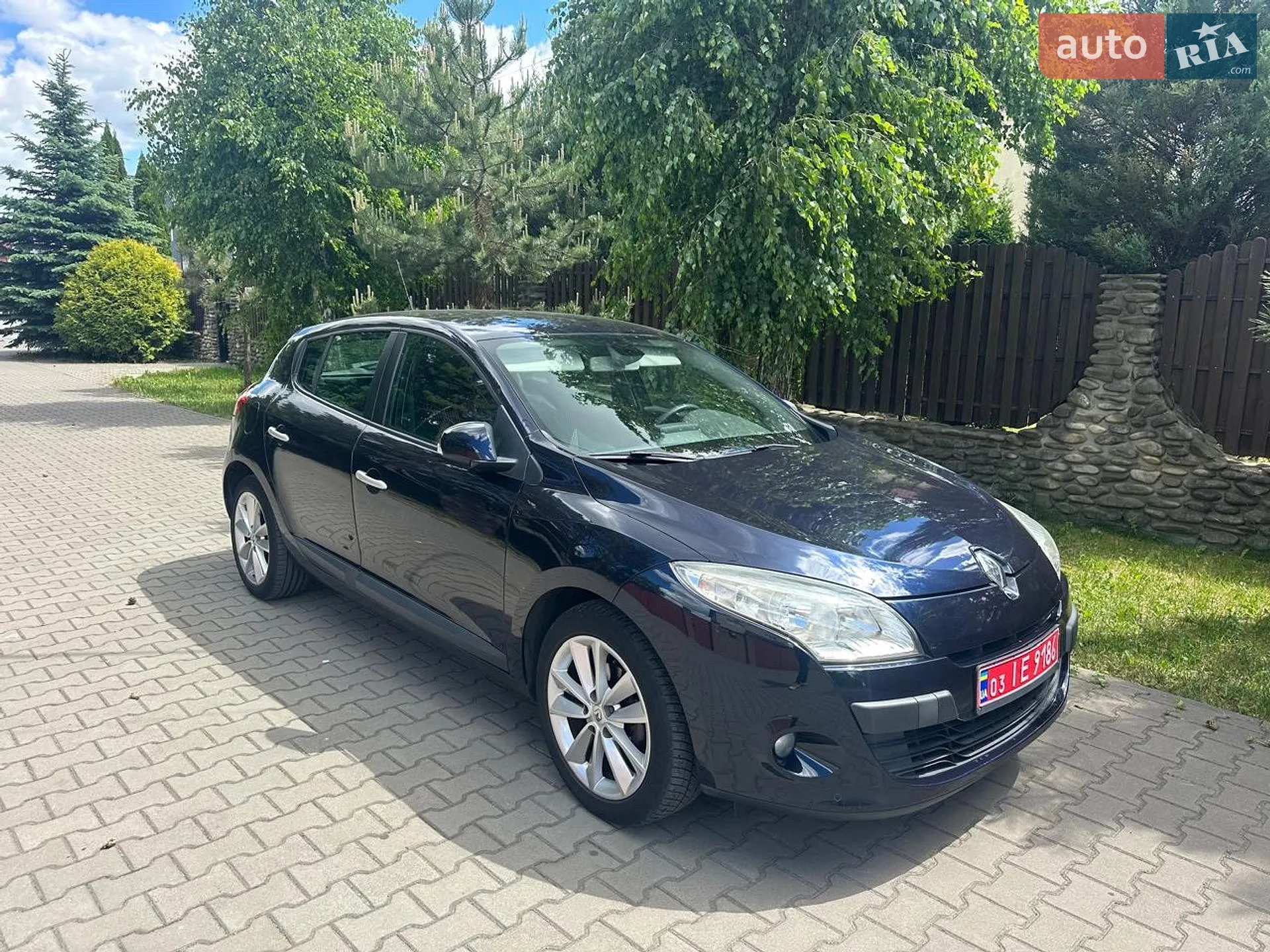 2010 Renault Megane - мініатюра 3