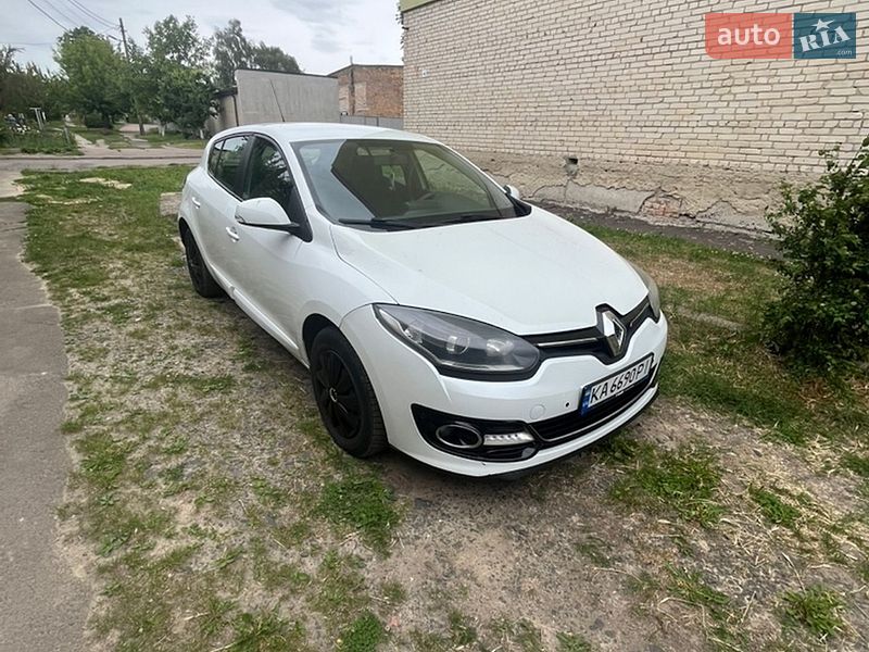 Хэтчбек Renault Megane 2015 в Нововолынске