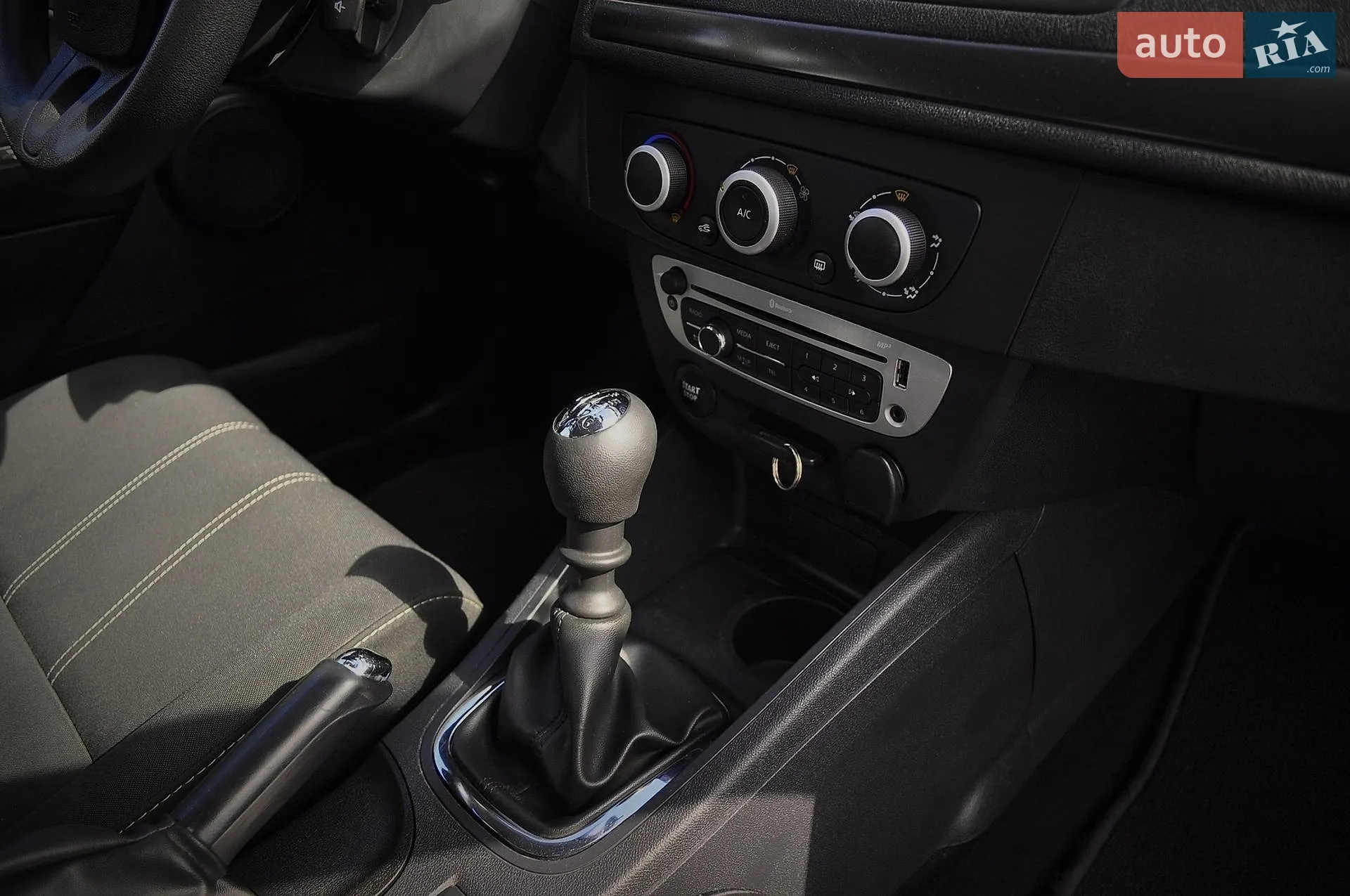 2015 Renault Megane - мініатюра 53