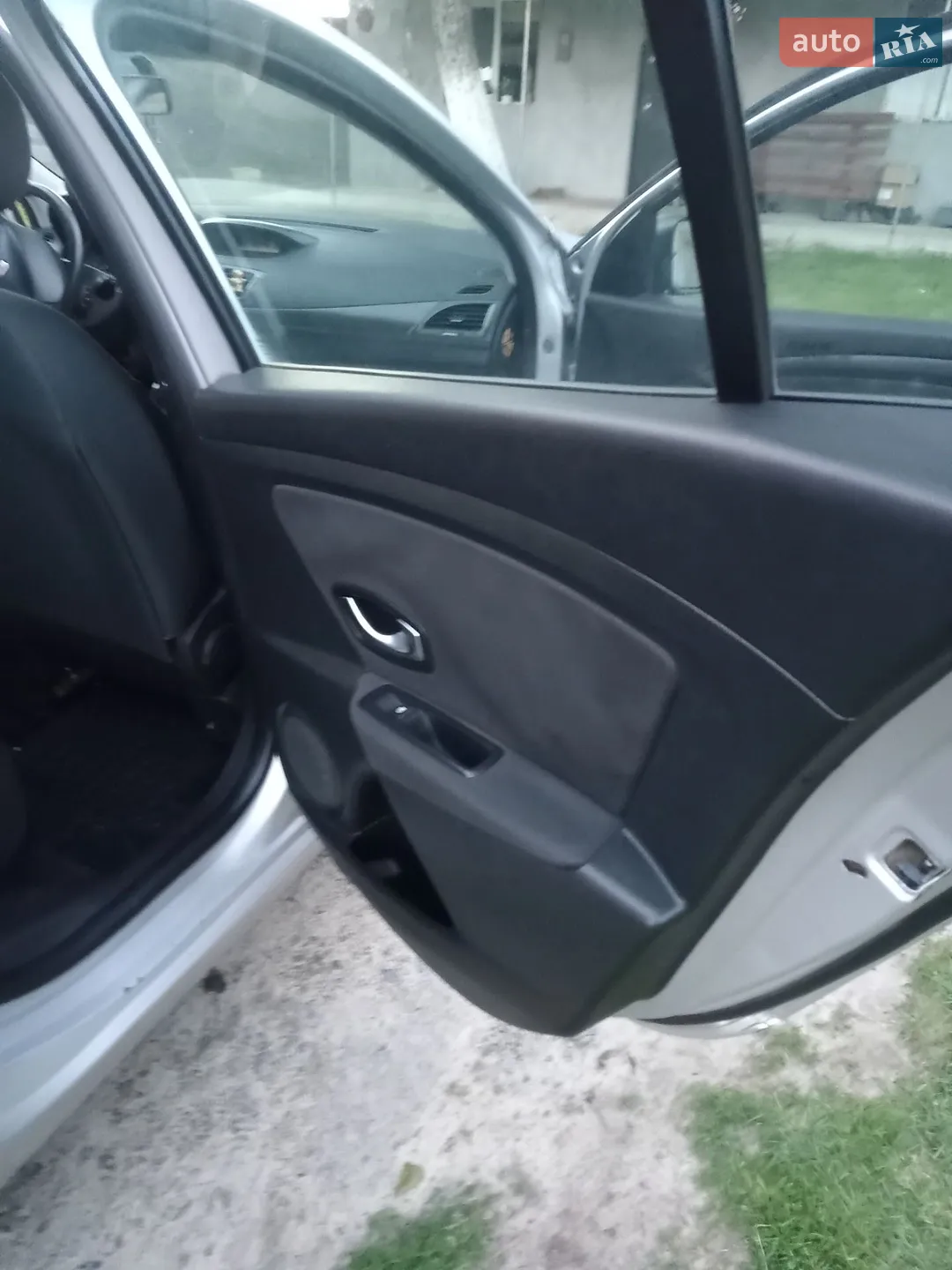 2010 Renault Megane - мініатюра 23