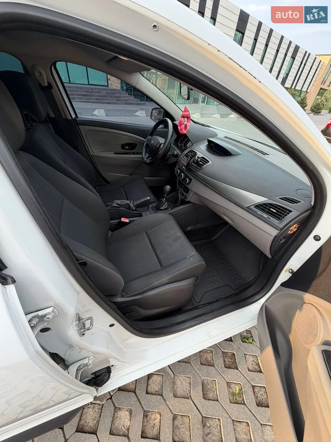2011 Renault Megane - мініатюра 9