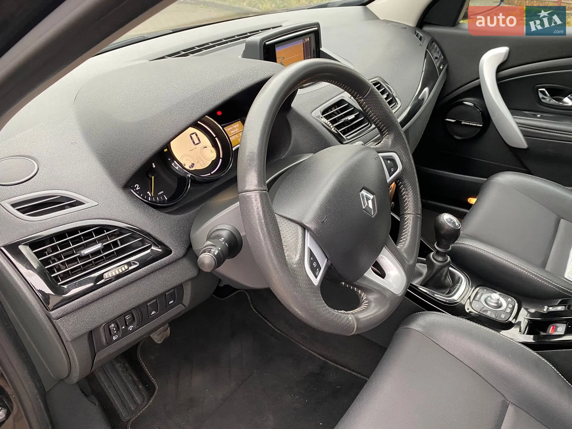 2012 Renault Megane - мініатюра 12