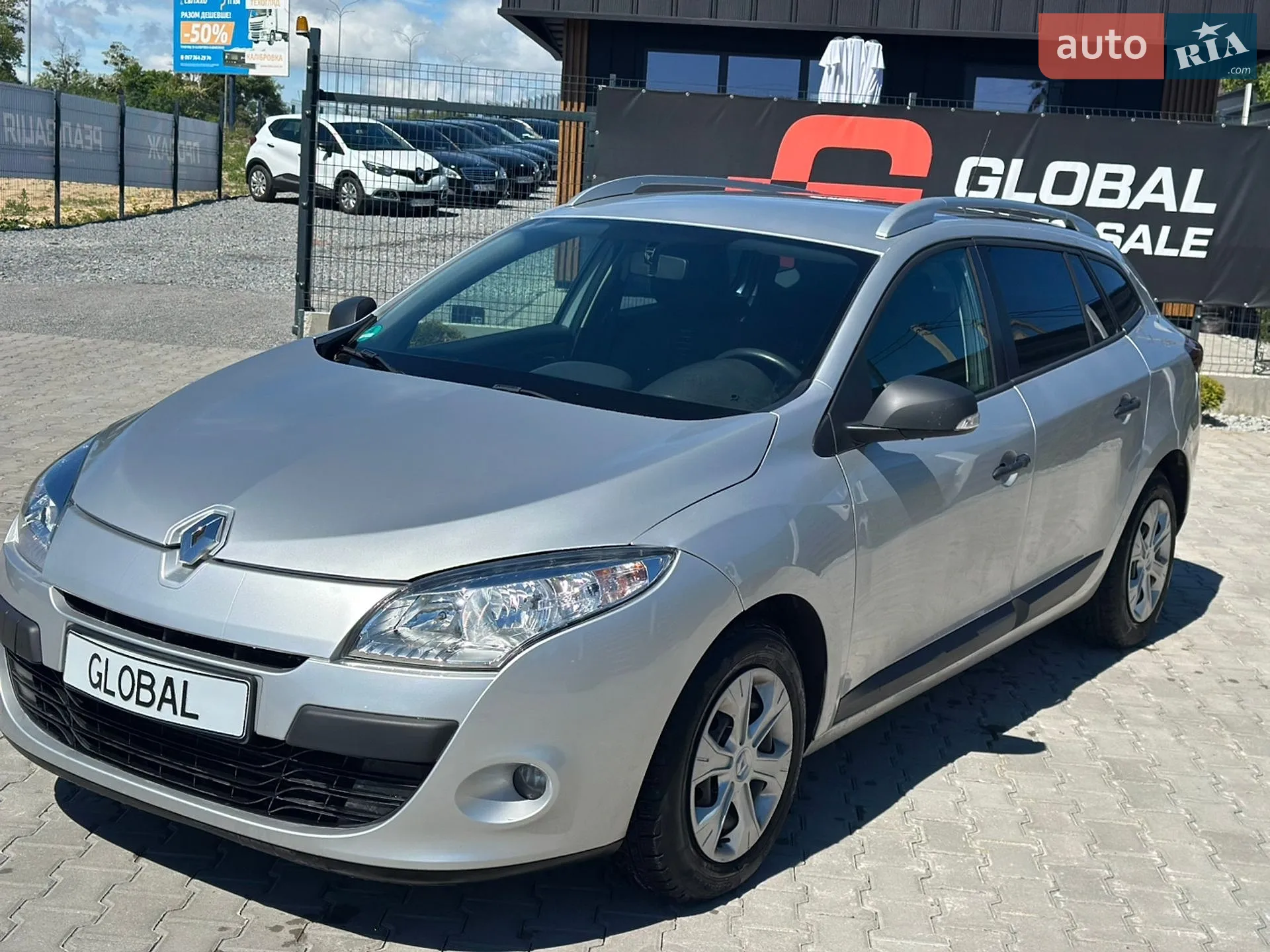 2011 Renault Megane - мініатюра 2