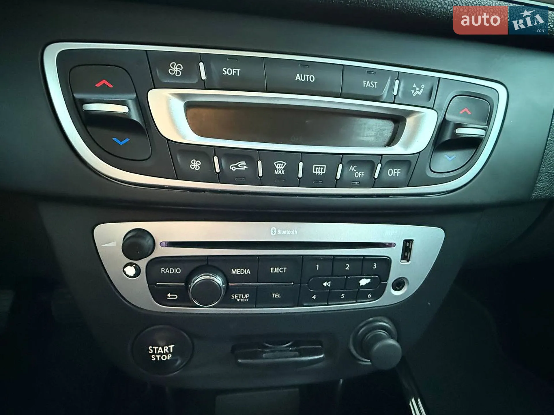 2012 Renault Megane - мініатюра 33