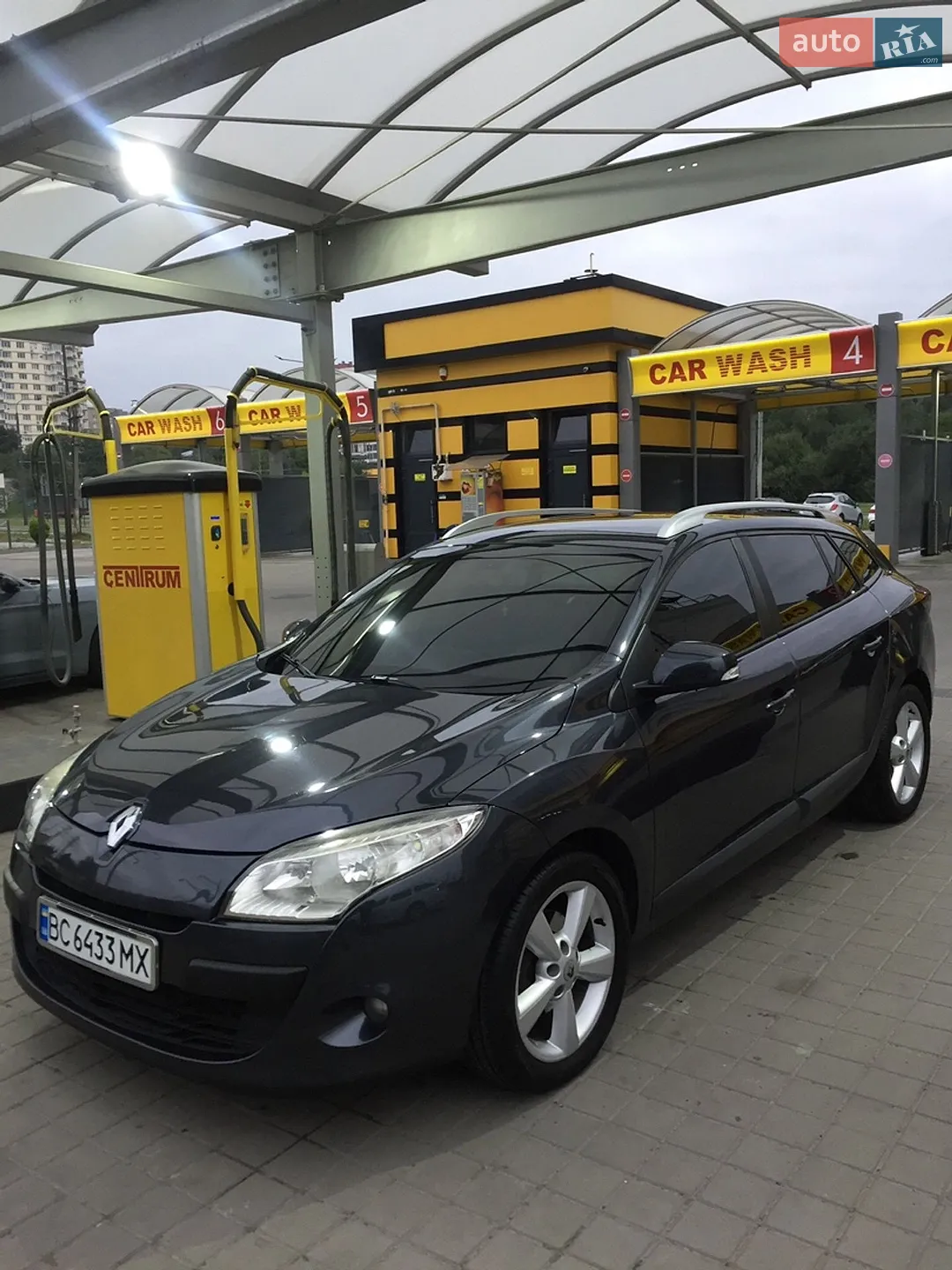 2010 Renault Megane - мініатюра 11