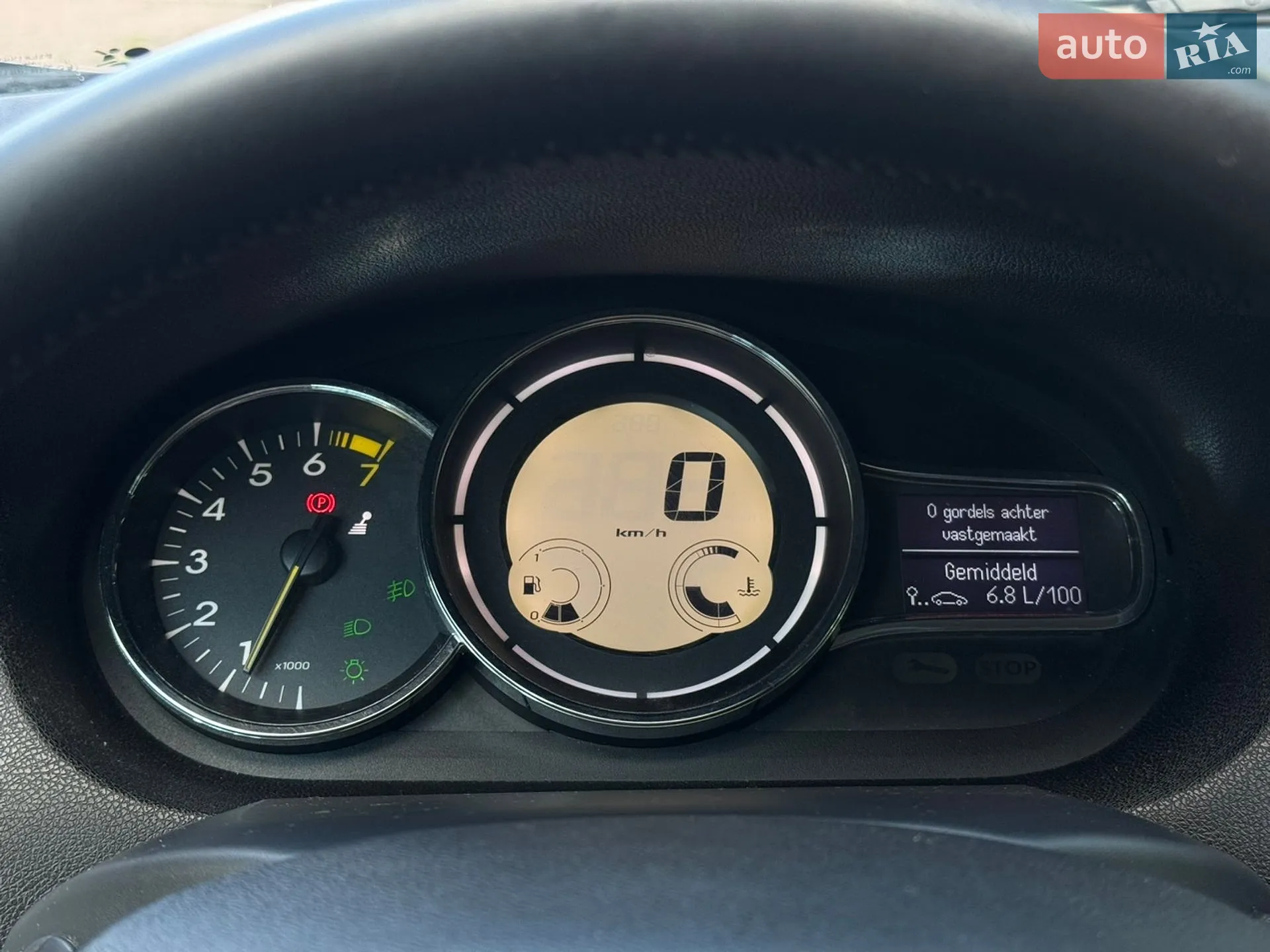 2010 Renault Megane - мініатюра 52