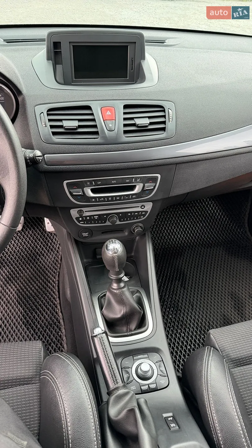 2011 Renault Megane - мініатюра 22