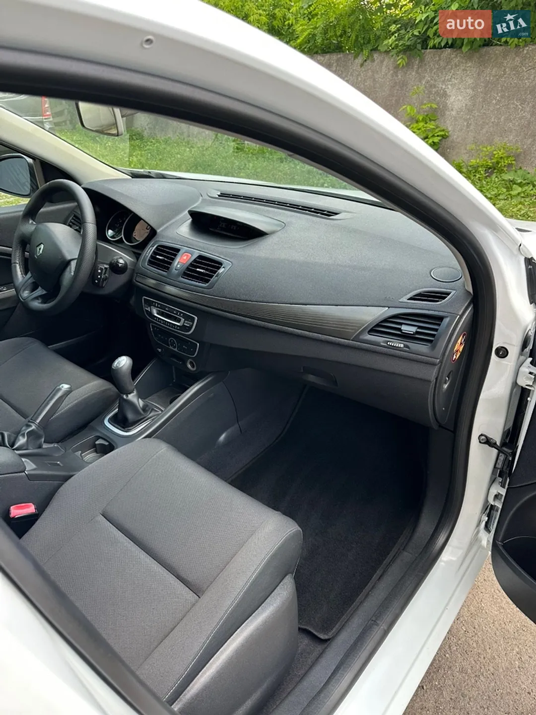 2010 Renault Megane - мініатюра 16