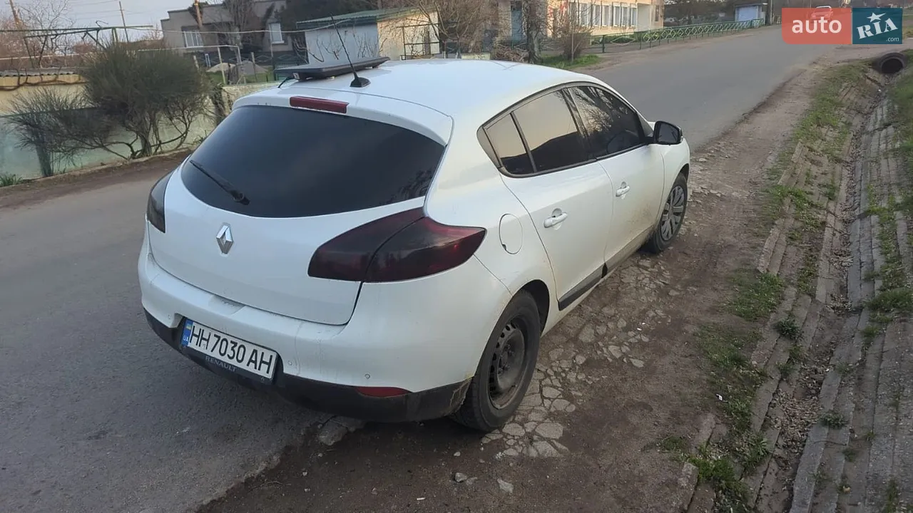 2012 Renault Megane - мініатюра 12