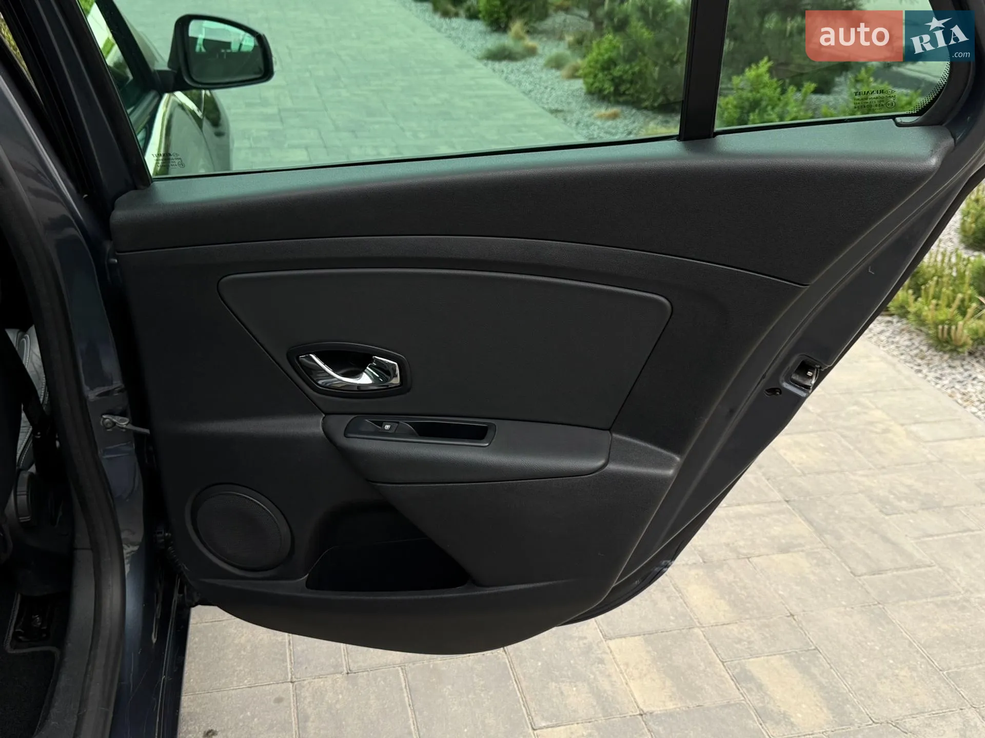 2015 Renault Megane - мініатюра 32