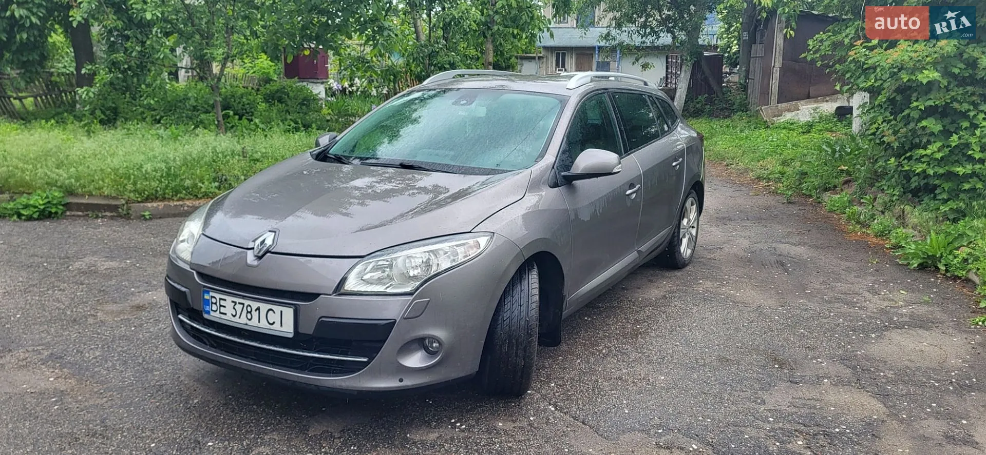 2010 Renault Megane - мініатюра 2