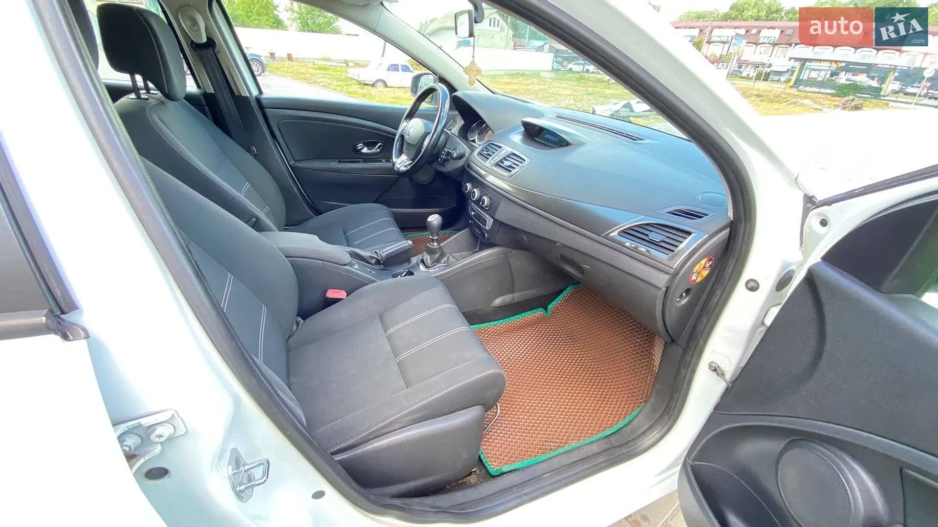 2014 Renault Megane - мініатюра 19