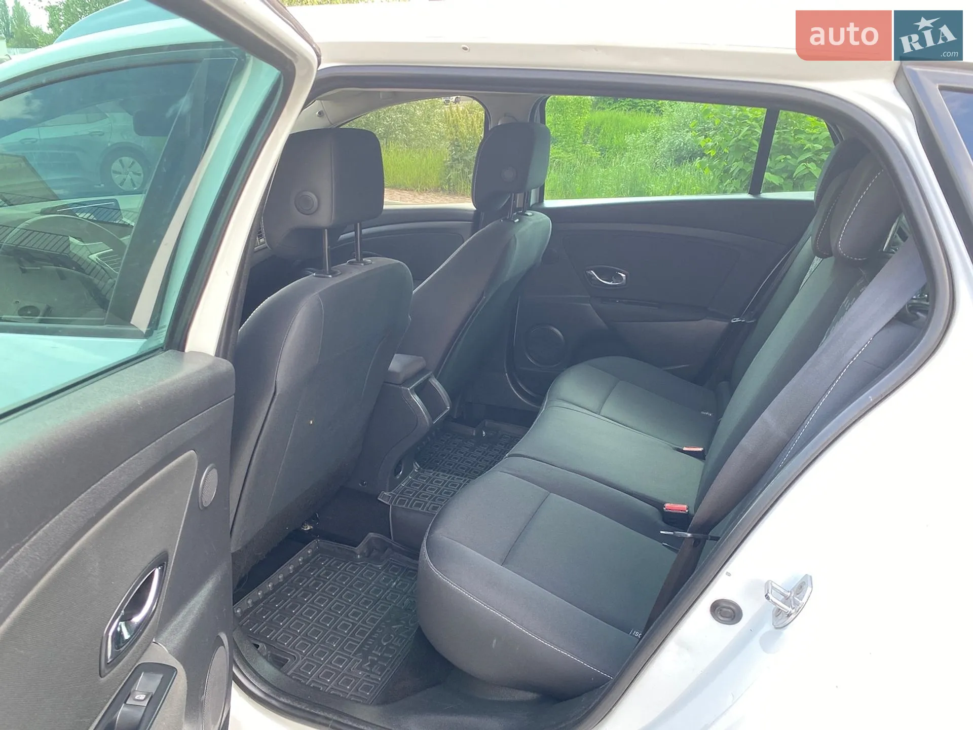 2013 Renault Megane - мініатюра 24