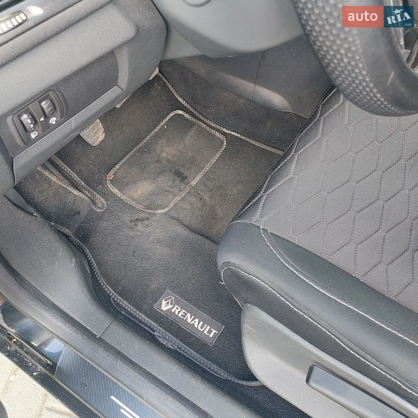2013 Renault Megane - мініатюра 13