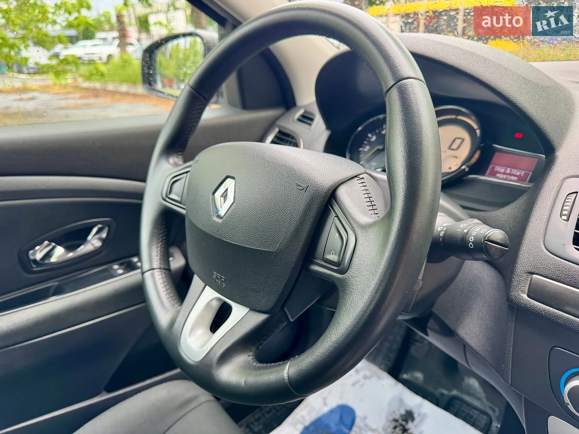 2015 Renault Megane - мініатюра 28
