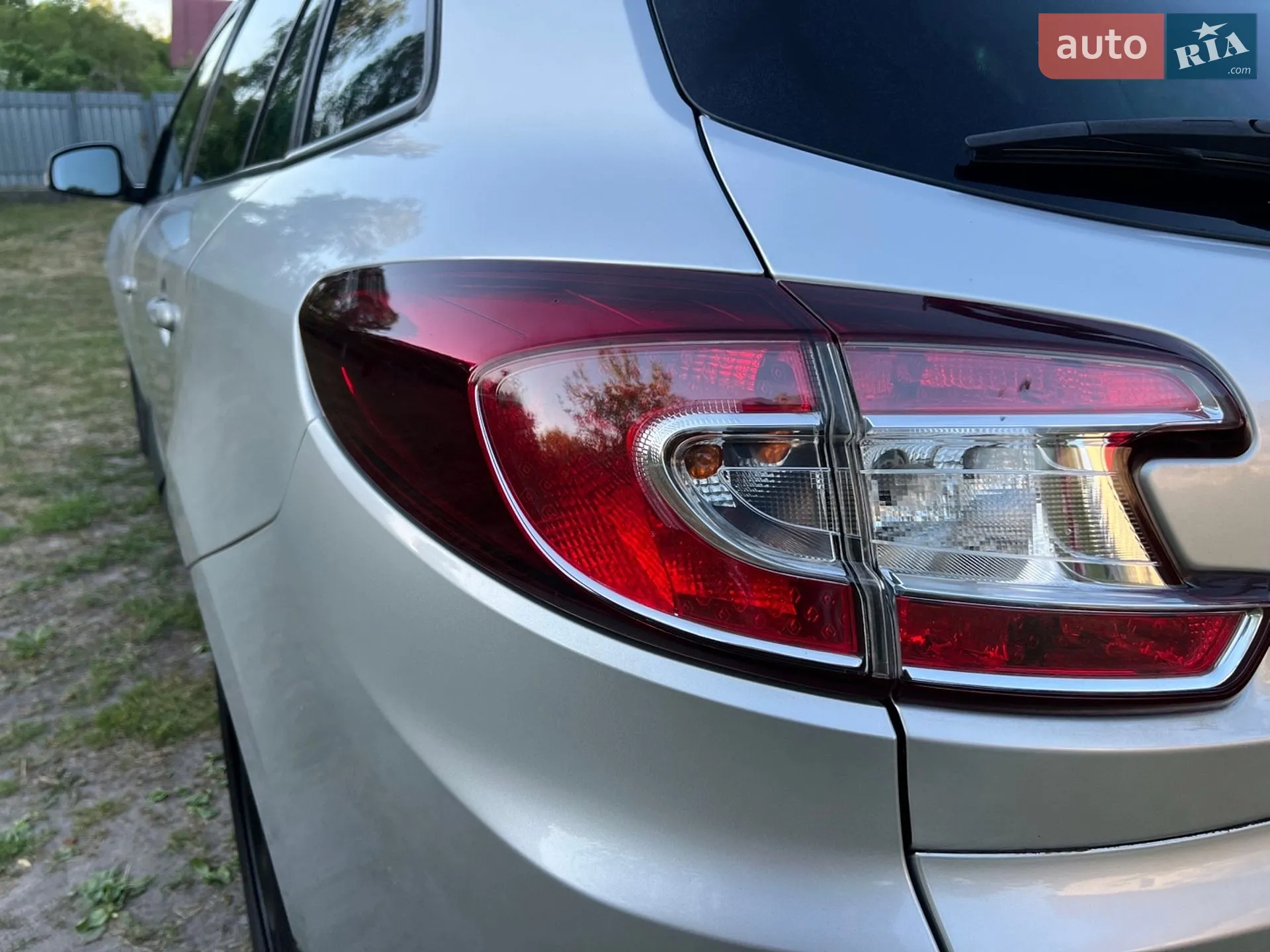 2010 Renault Megane - мініатюра 89