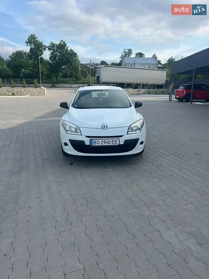 2012 Renault Megane - мініатюра 31