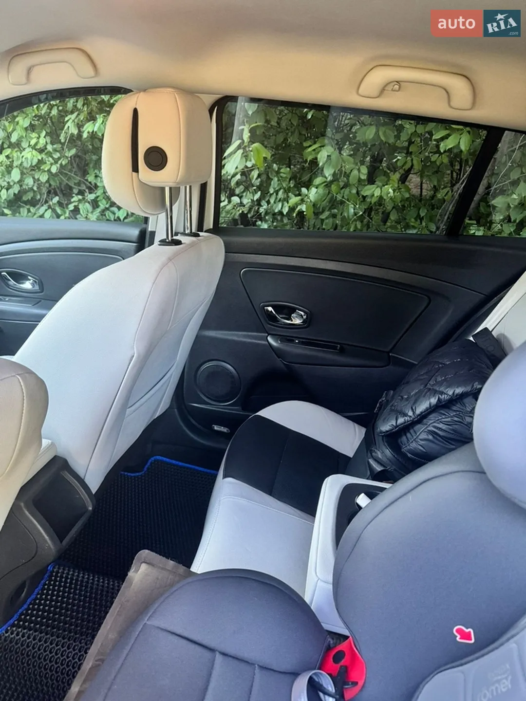 2012 Renault Megane - мініатюра 20