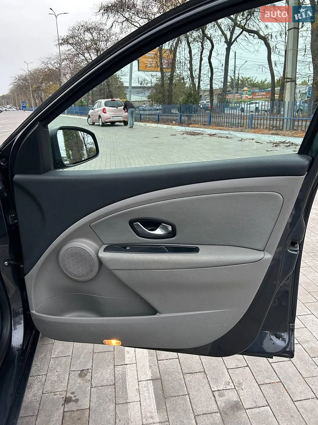 2010 Renault Megane - мініатюра 7