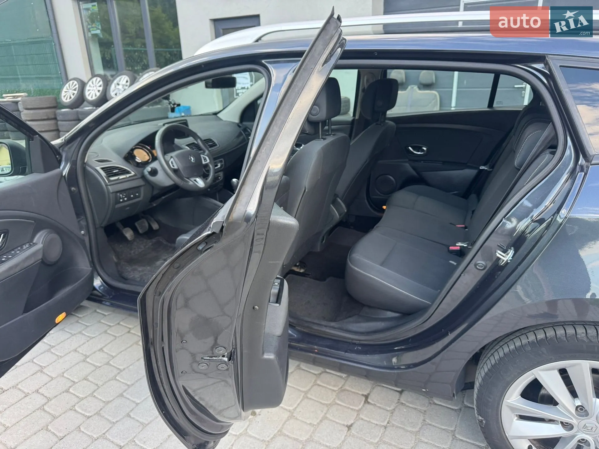 2012 Renault Megane - мініатюра 14