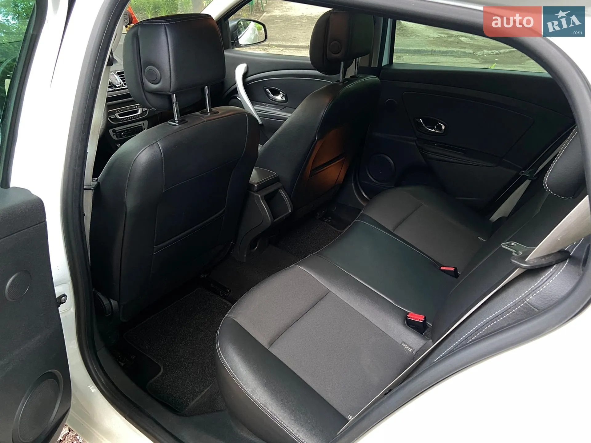 2012 Renault Megane - мініатюра 15