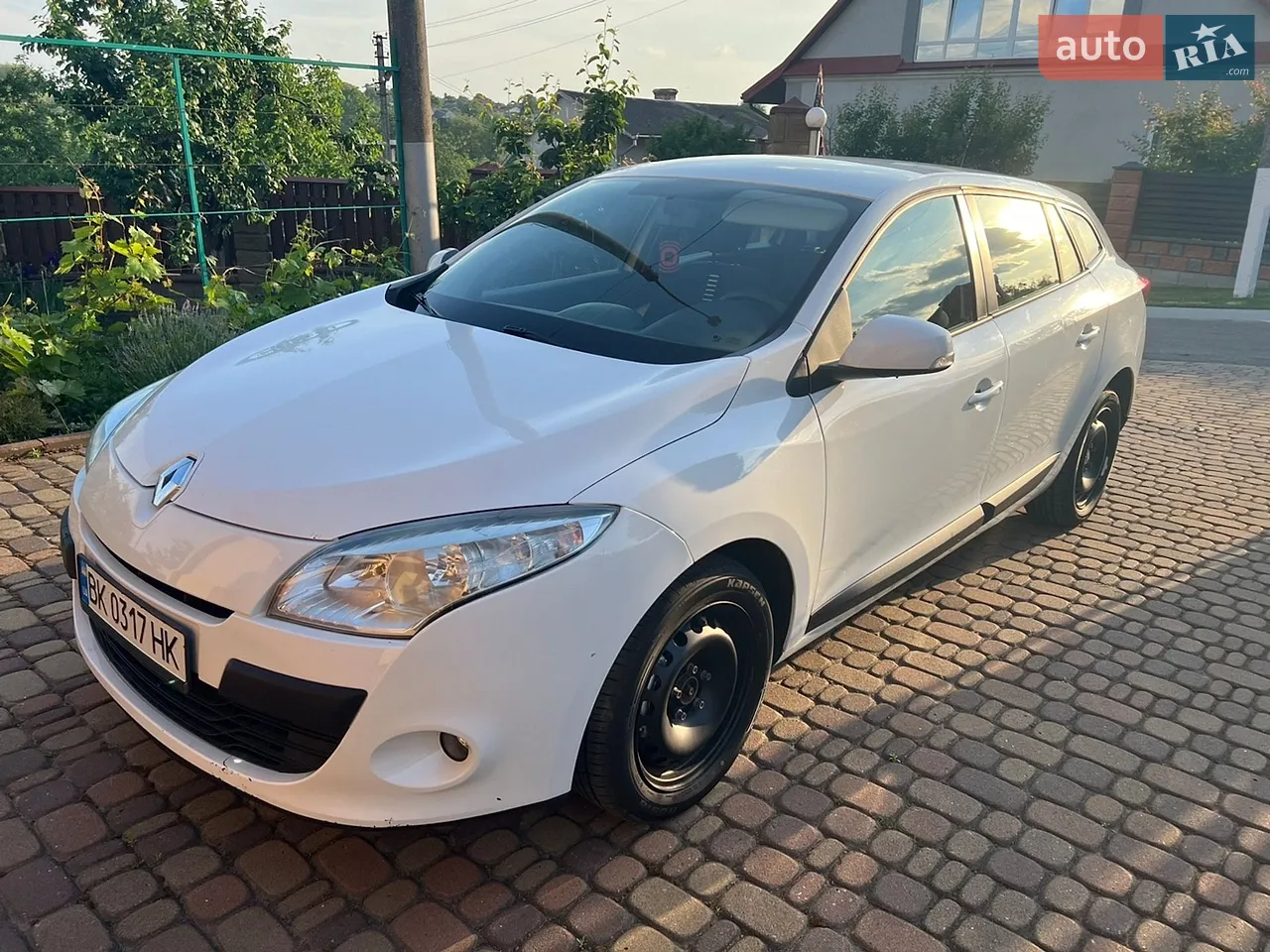 2011 Renault Megane - мініатюра 90