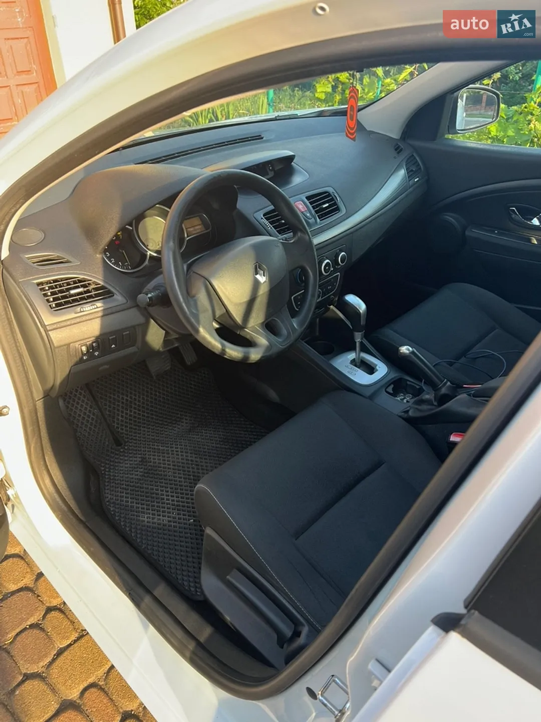 2012 Renault Megane - мініатюра 8