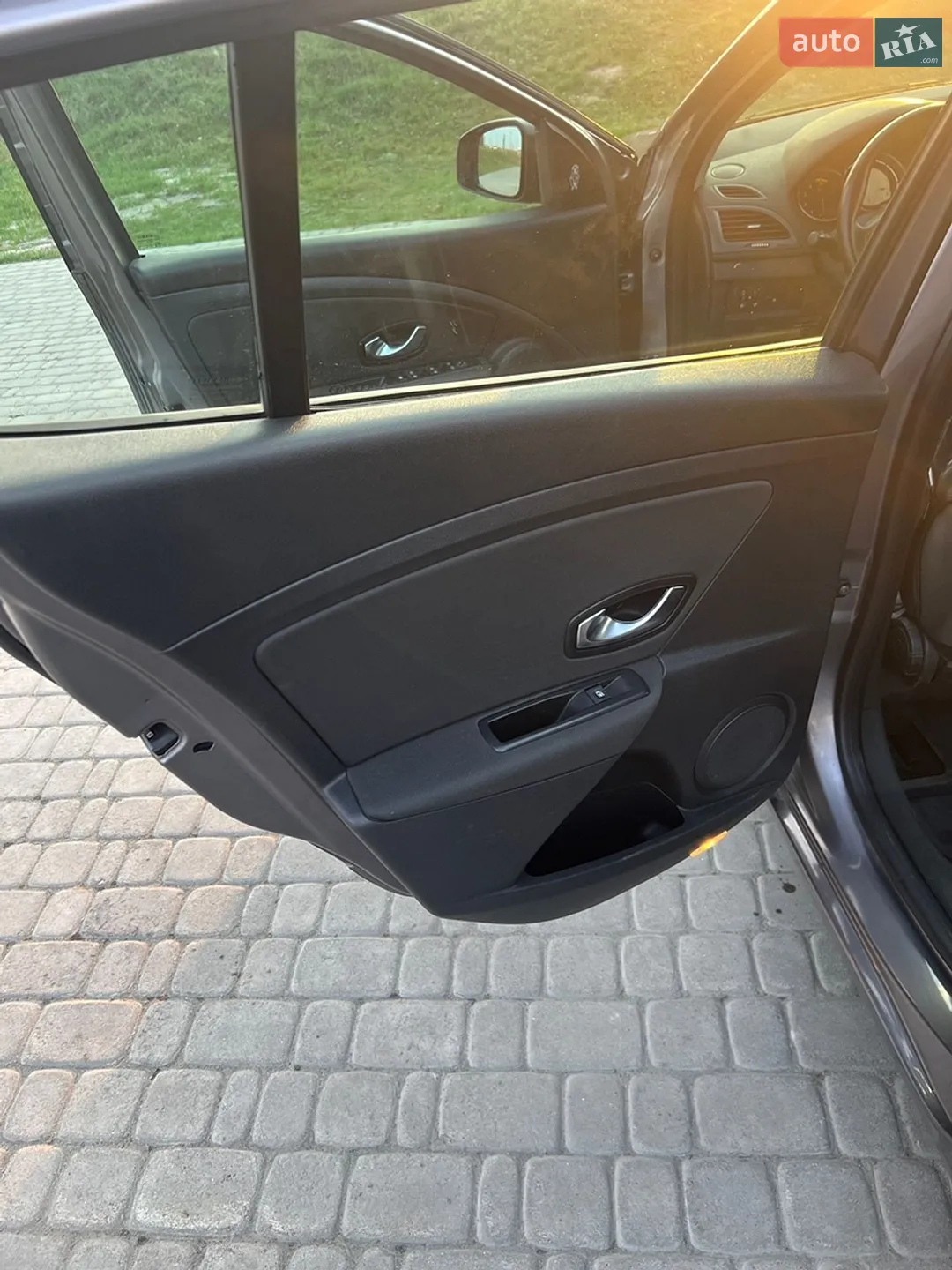 2011 Renault Megane - мініатюра 23