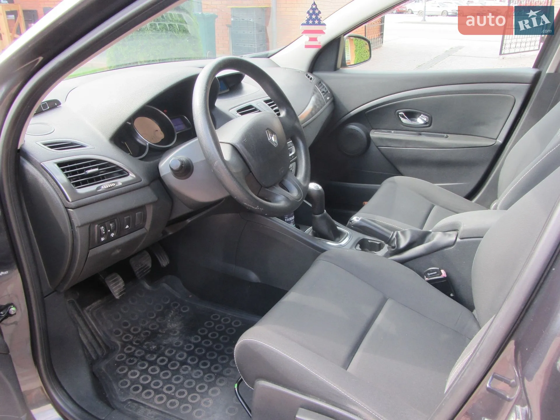 2012 Renault Megane - мініатюра 37