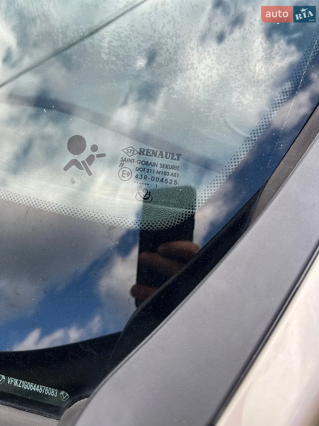 2011 Renault Megane - мініатюра 29