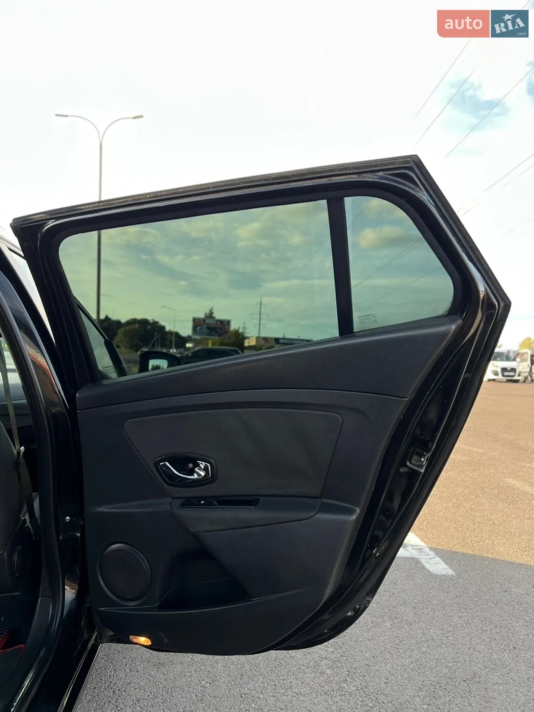 2012 Renault Megane - мініатюра 35