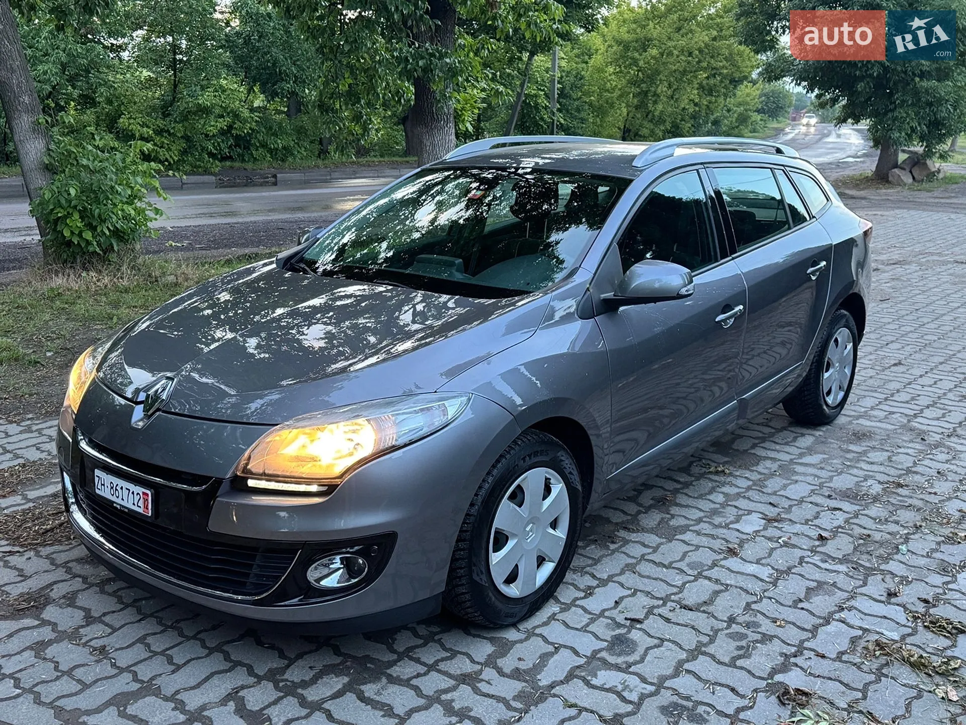 2012 Renault Megane - мініатюра 2