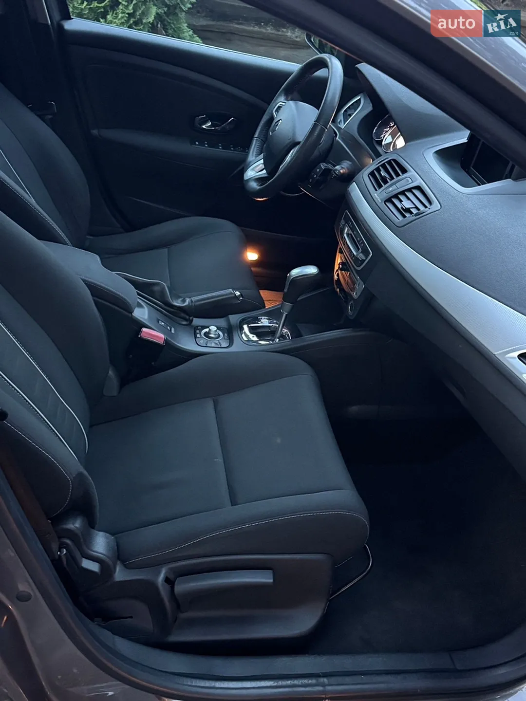 2012 Renault Megane - мініатюра 13