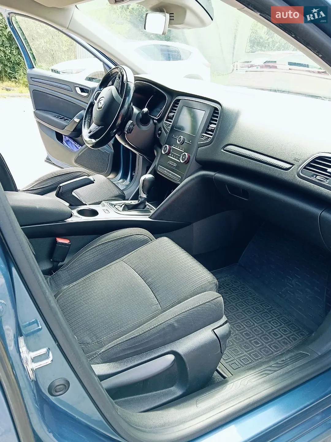 2017 Renault Megane - мініатюра 12