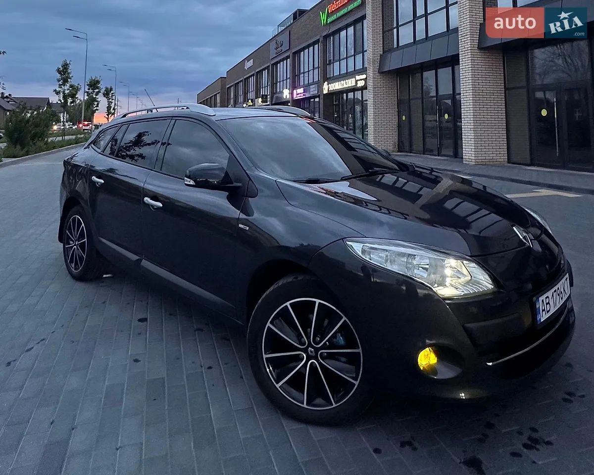 2010 Renault Megane - мініатюра 17
